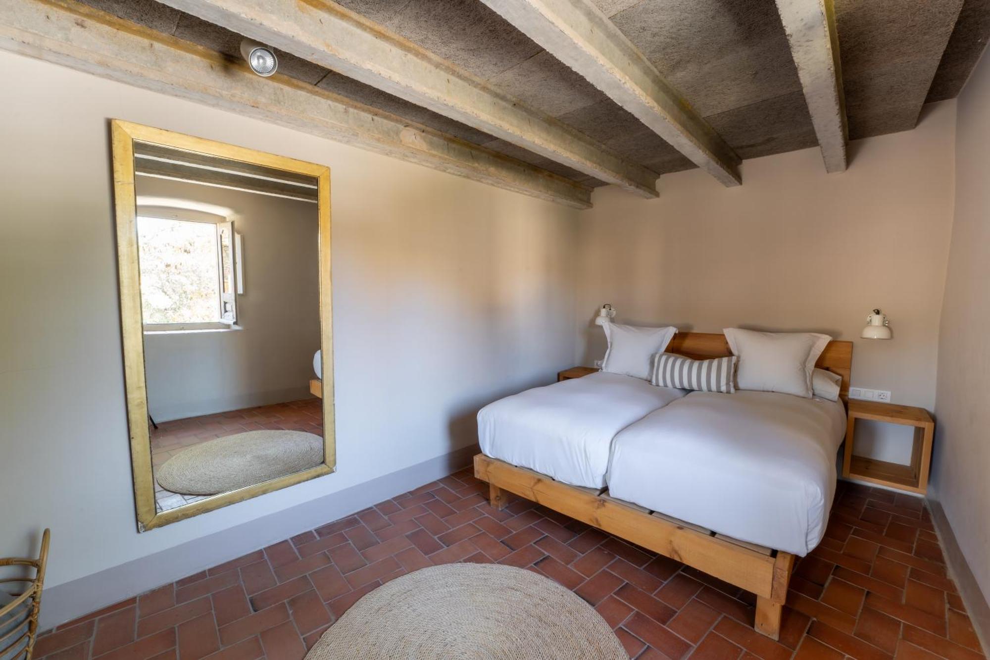 Deco - Casa Castell De Peratallada Εξωτερικό φωτογραφία