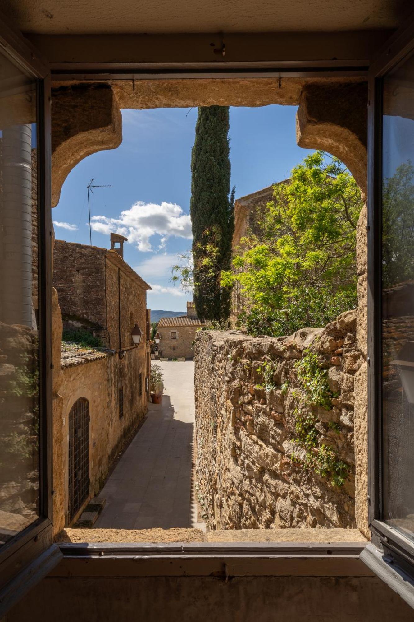 Deco - Casa Castell De Peratallada Εξωτερικό φωτογραφία