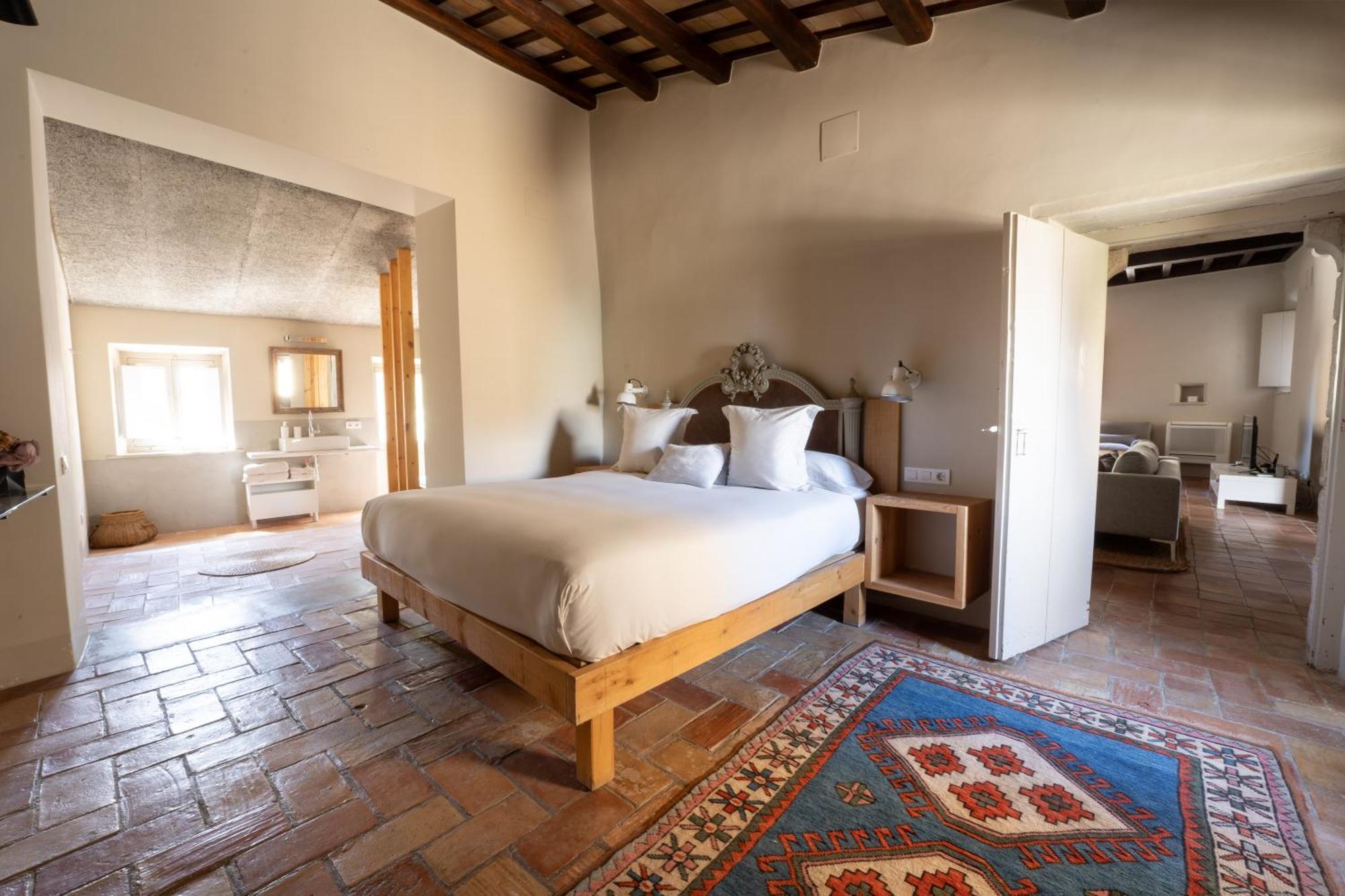 Deco - Casa Castell De Peratallada Εξωτερικό φωτογραφία