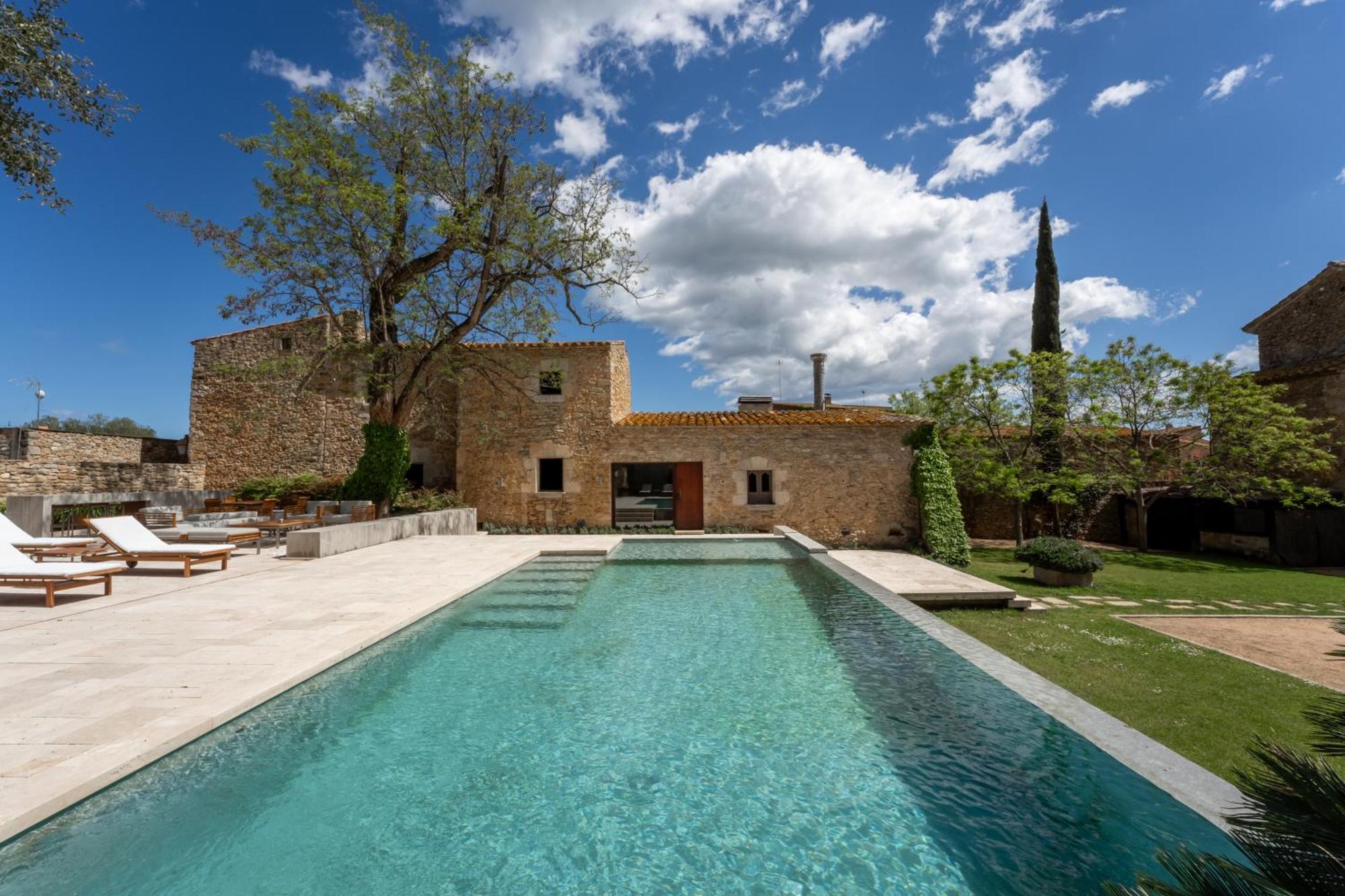 Deco - Casa Castell De Peratallada Εξωτερικό φωτογραφία