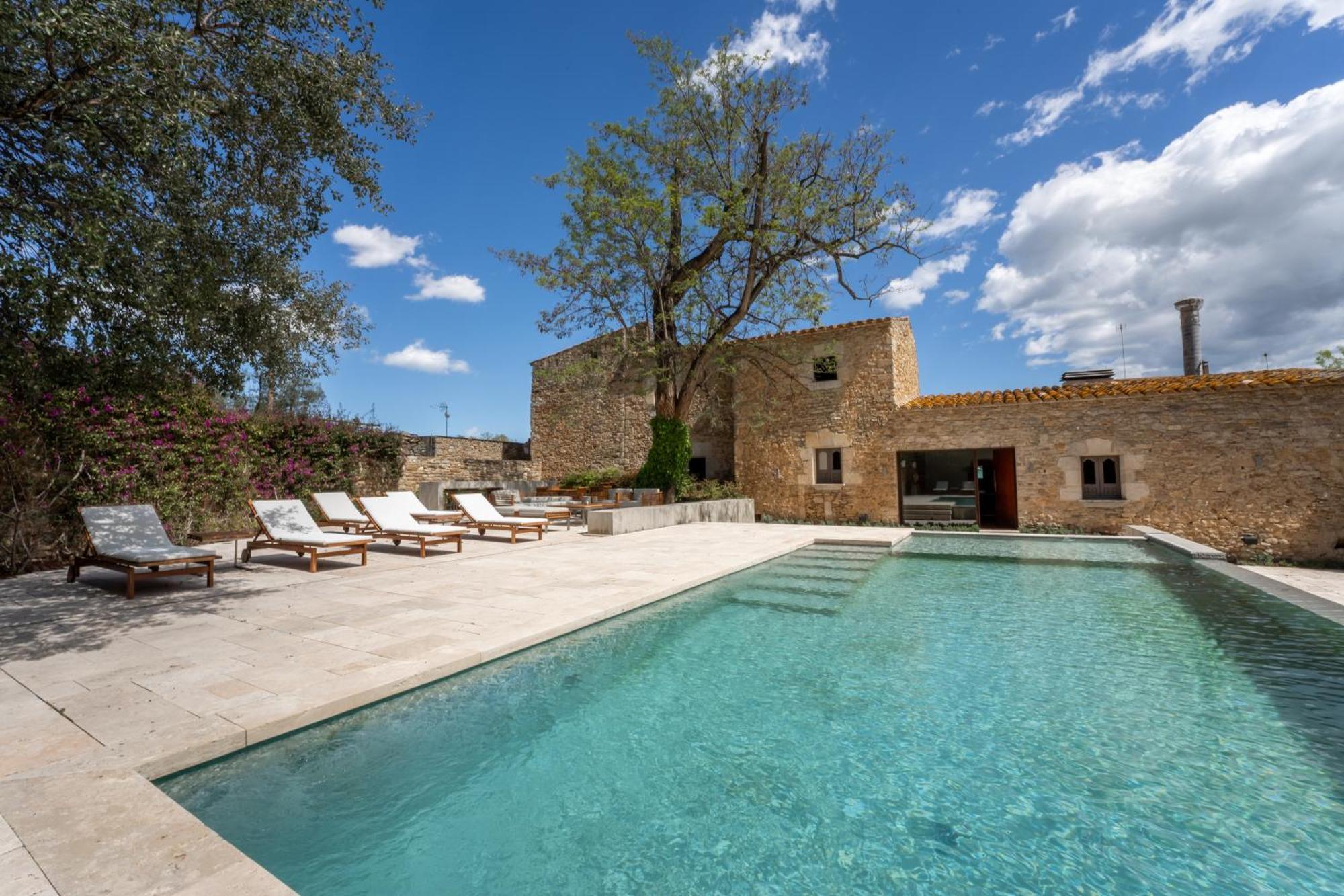 Deco - Casa Castell De Peratallada Εξωτερικό φωτογραφία